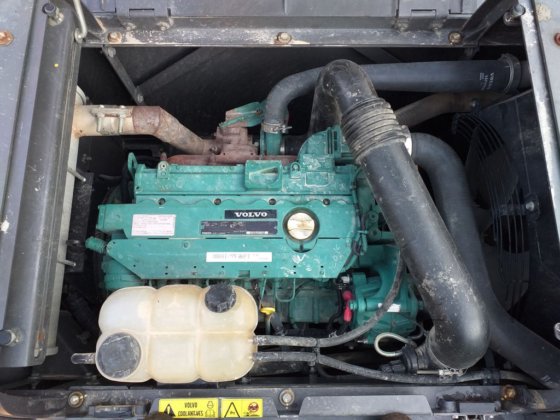 2018年沃尔沃挖掘机ec200d -