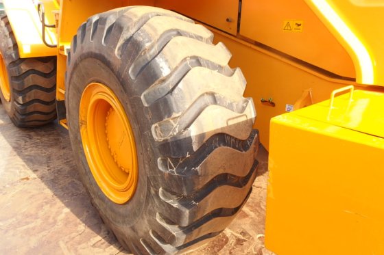 2014年沃尔沃轮式装载机L105 -