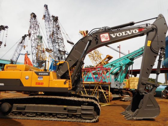 2018年沃尔沃挖掘机ec380dl -