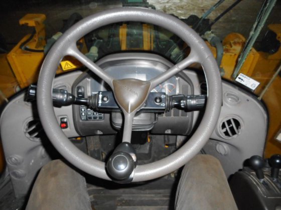 2014年沃尔沃轮式装载机L105 -