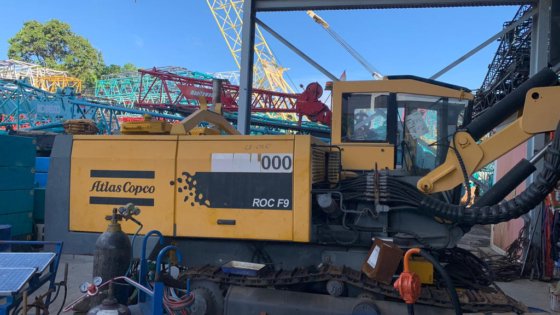 阿特拉斯-科普柯公司的履带式钻机roc f9-10 -