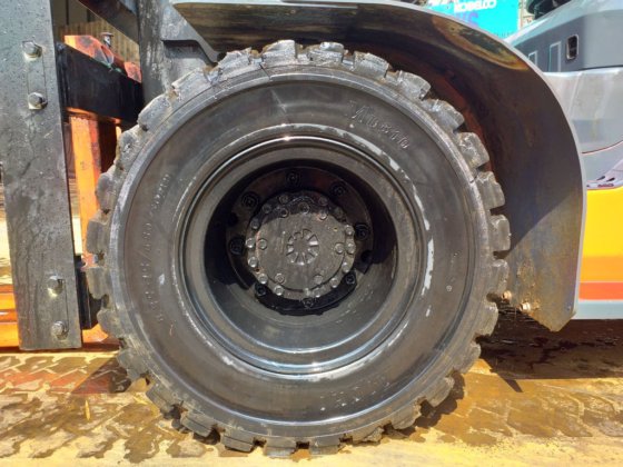 2016年丰田叉车BFD70N -