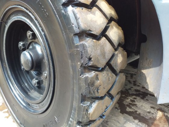 2016年丰田叉车BFD70N -