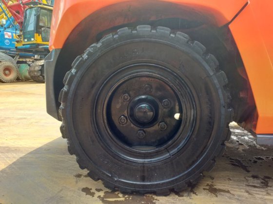 2016年丰田叉车BFD70N -