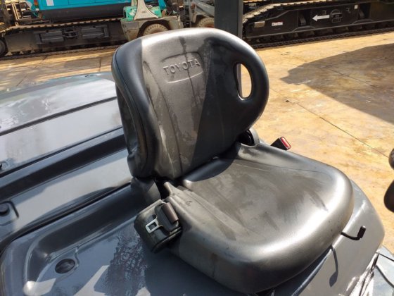 2016年丰田叉车BFD70N -