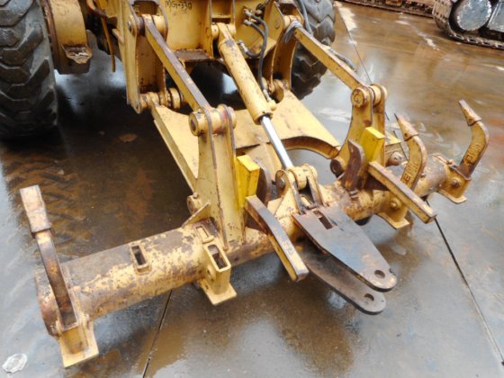 履带式平地机120h -