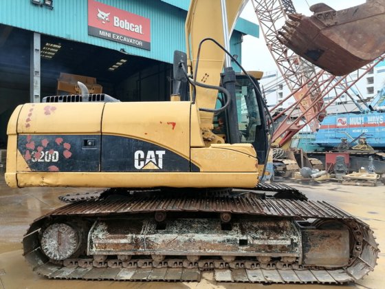 2012履带式挖掘机320D---。