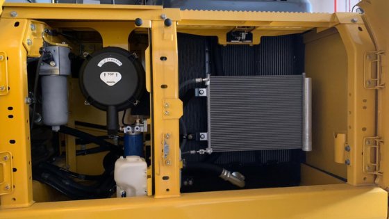 2021年小松挖掘机PC200-10M0 -