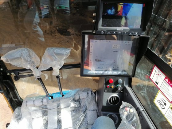 三一重工全新履带式起重机SCC1000A-5 -