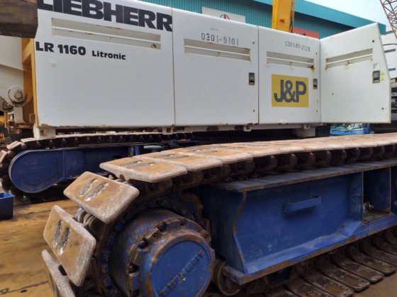 2001年二手利勃海尔履带式起重机LR1160 -