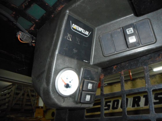 2008履带式滑移装载机216B----。