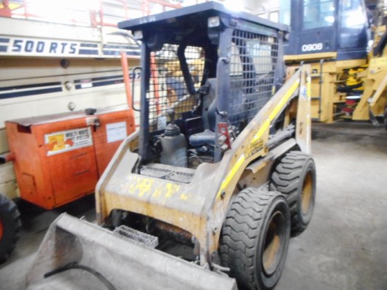 2008履带式滑移装载机216B----。