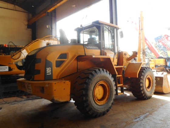 2014年沃尔沃轮式装载机L105 -