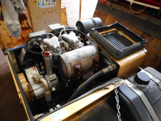 比特利振动串联式钢轮压路机 118 -