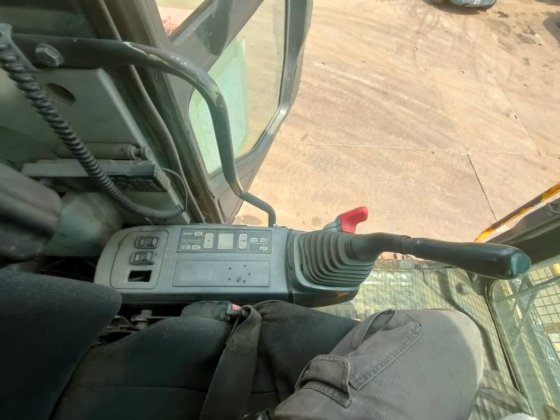 2012年小松挖掘机PC1250-8R -