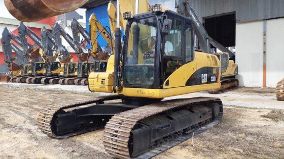 2008履带式挖掘机320D---。