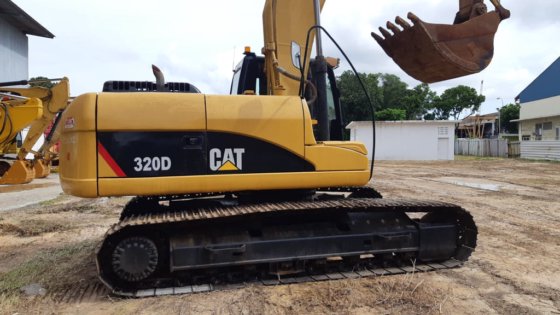 2008履带式挖掘机320D---。