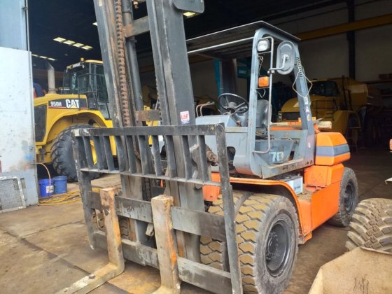 丰田叉车5FD70N -