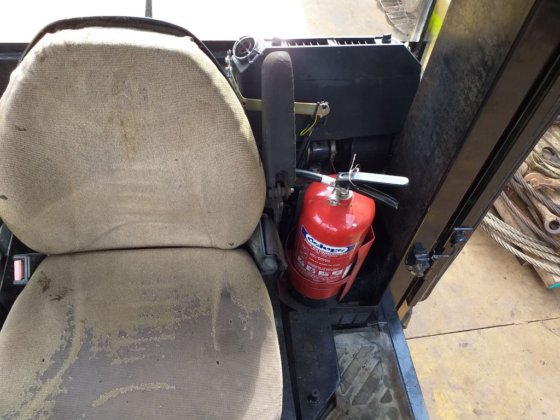 Caterpillar振动单钢轮压路机CP-563D -