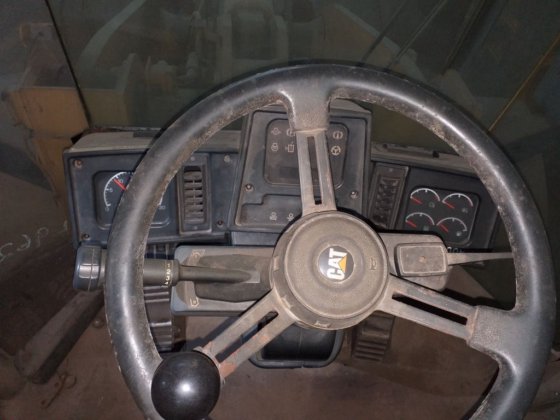 1999年履带式装载机962g -