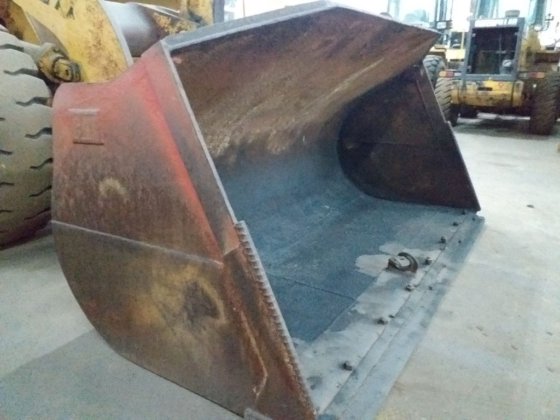 1999年履带式装载机962g -