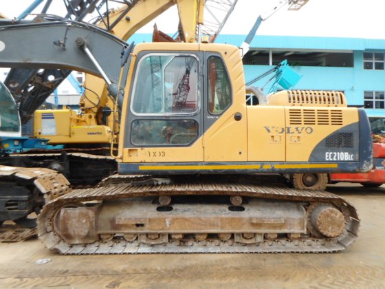 2008年沃尔沃挖掘机ec210blc -