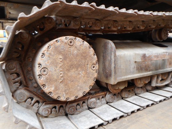 2008年沃尔沃挖掘机ec210blc -