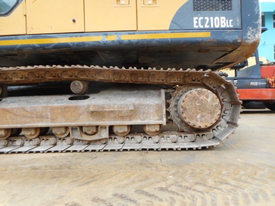 2008年沃尔沃挖掘机ec210blc -