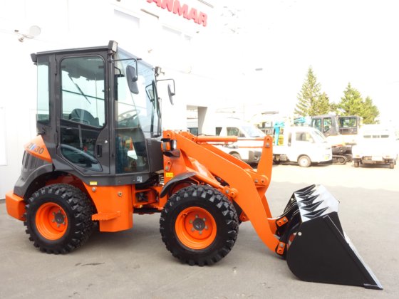 ヒタチ ZW３０-５B