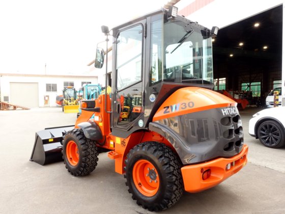 ヒタチ ZW３０-５B