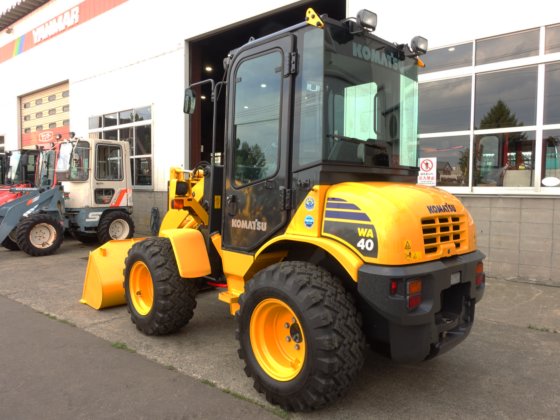 コマツ WA４０-６