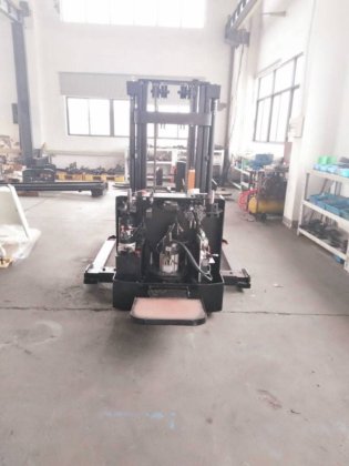 Diamter クラフト紙用 2tons 紙ロール電気スタッカー