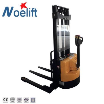 3000ポンド電動ストラドルパレットスタッカー