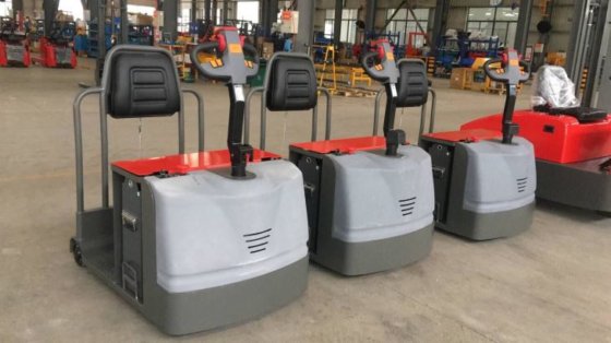 TG 電動牽引トラクター