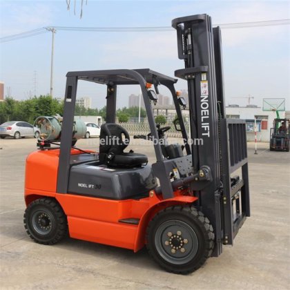 CE 認定トラックを備えたガソリン LPG フォークリフト