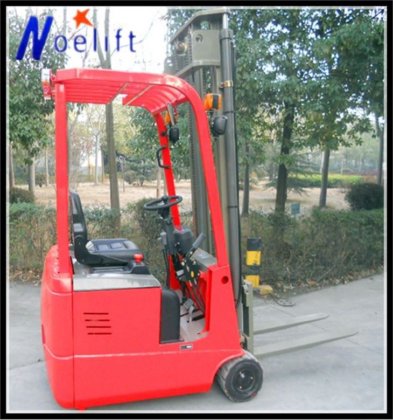 三輪電動フォークリフト