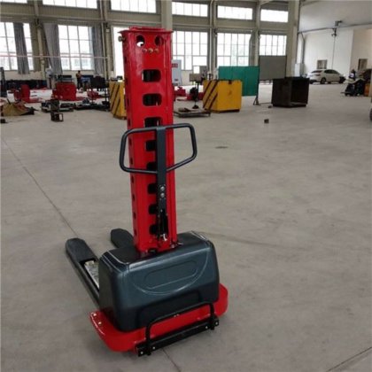 セルフローディングフォークリフト