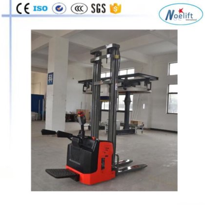 乗用電動パレットスタッカー