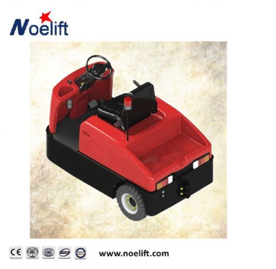 着座式電動牽引トラクター