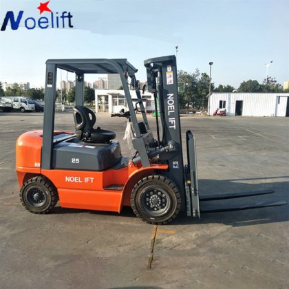 新型ディーゼルフォークリフト