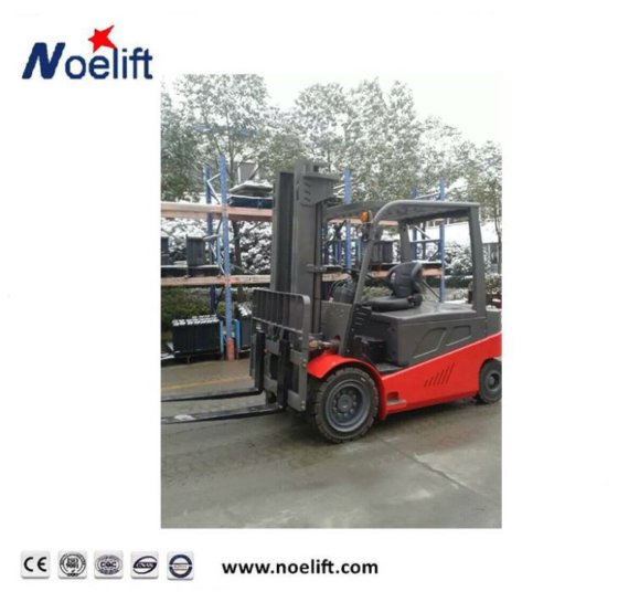 大トン数4点式電動フォークリフト