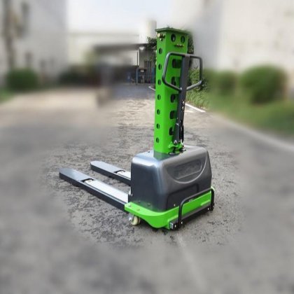 セルフリフトスタッカー