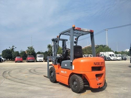 FD25 2.5ton ディーゼルフォークリフト 3m フォークリフトトラック