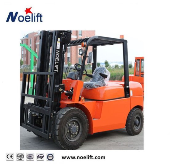 小型5トンディーゼル伸縮フォークリフト