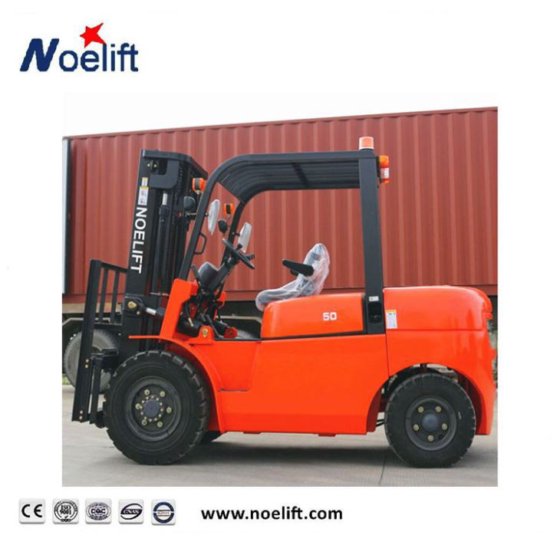 小型5トンディーゼル伸縮フォークリフト