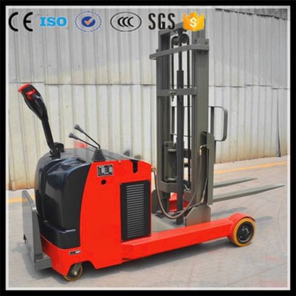 2トンリーチトラック運転手