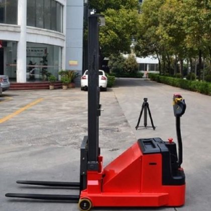 カウンターバランス電動パレットスタッカー