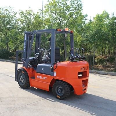 販売のための日産エンジンを搭載した 3 トン プロパン ガス駆動フォークリフト