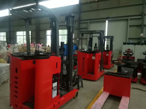 新着 48v 電動フォークリフト容量 2 トン