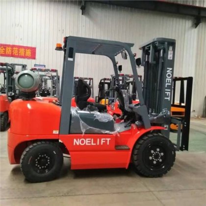 中国フォークリフト ガソリンとLPGの二元燃料フォークリフト